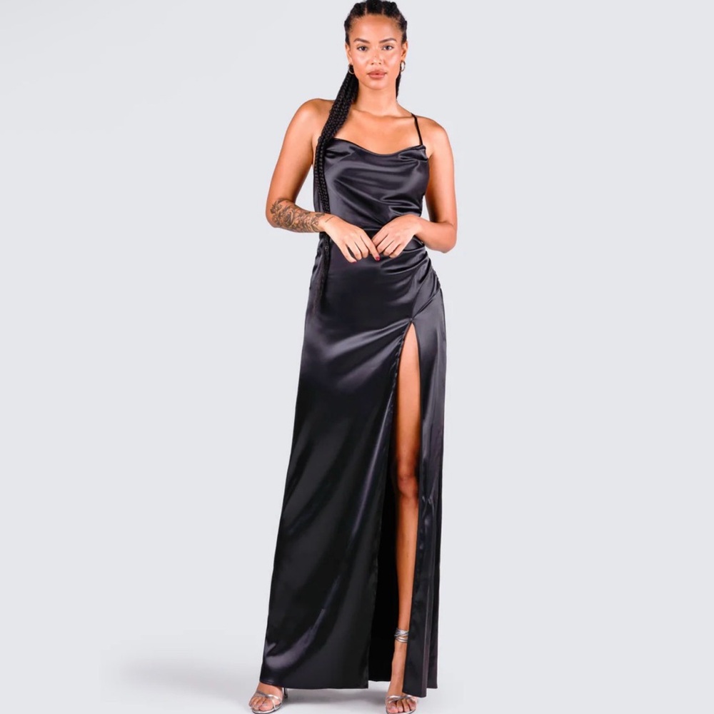 Finesse Lerata Black Satin Maxi Dress - Picture 6 of 10